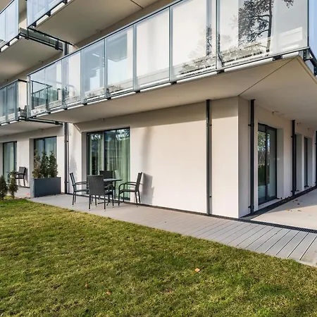 Apartment Rezydencja - Nowoczesny Apartament - Parking & Taras Z Ogrodem - By Renters *