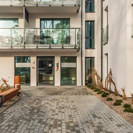 アパート Rezydencja - Nowoczesny Apartament - Parking & Taras Z Ogrodem - By Renters