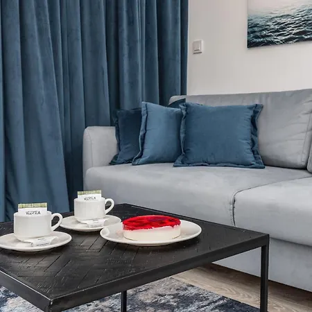 Rezydencja - Nowoczesny Apartament - Parking & Taras Z Ogrodem - By Renters * Niechorze